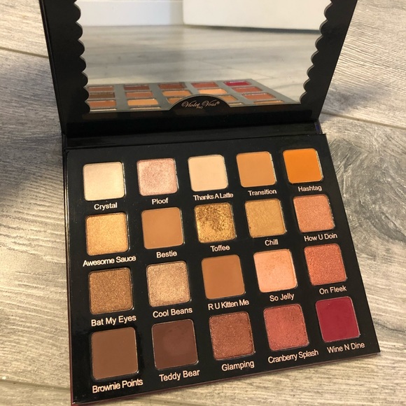 Violet Voss HG Pro Palette - Picture 4 of 7